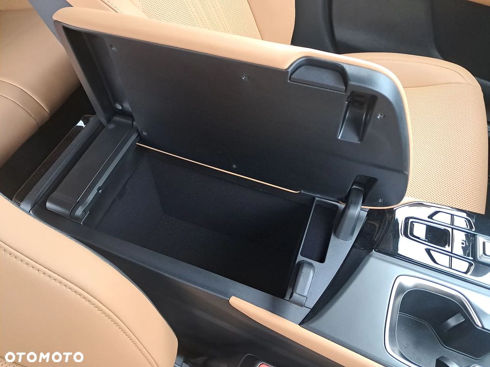 Lexus NX - 25