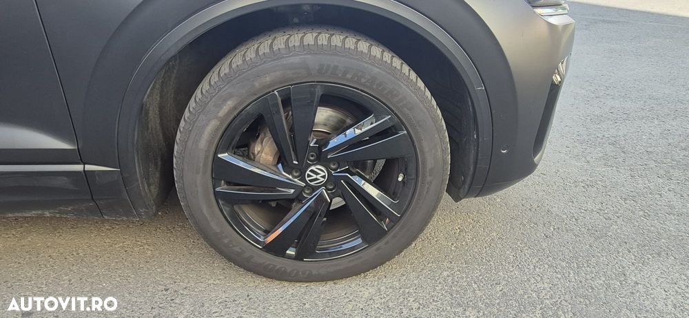 Volkswagen Touareg - 24