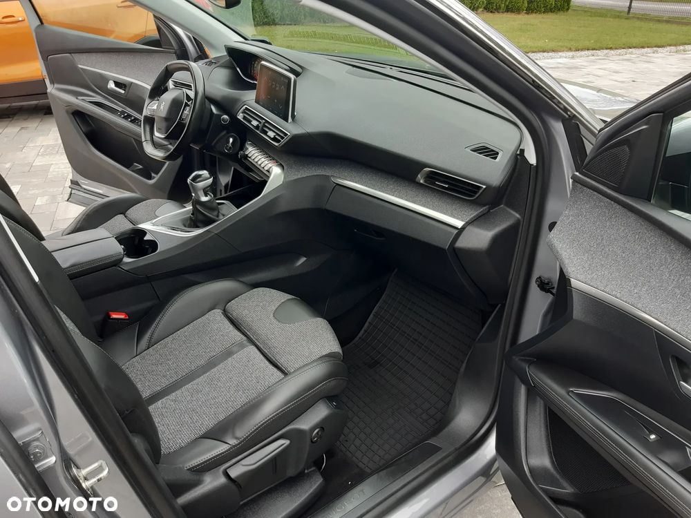 Peugeot 3008 HDi FAP 150 Platinum - 16