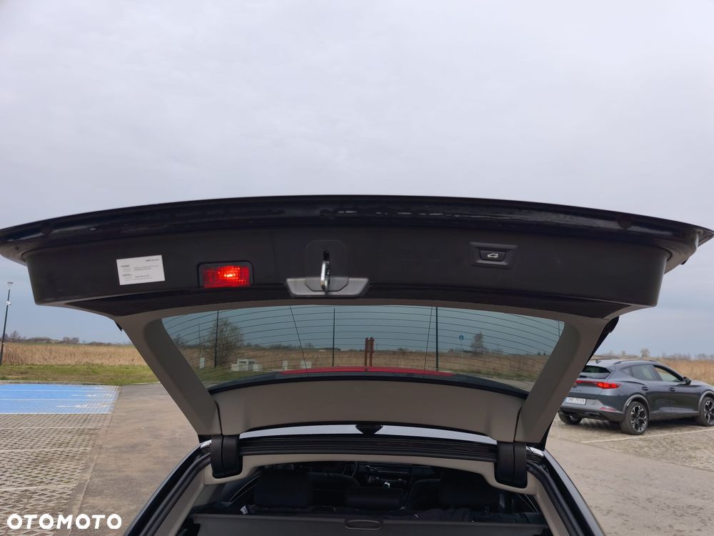 BMW Seria 5 520d Luxury Line - 13