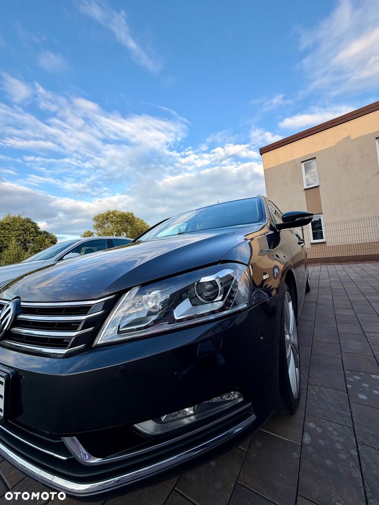 Volkswagen Passat - 17
