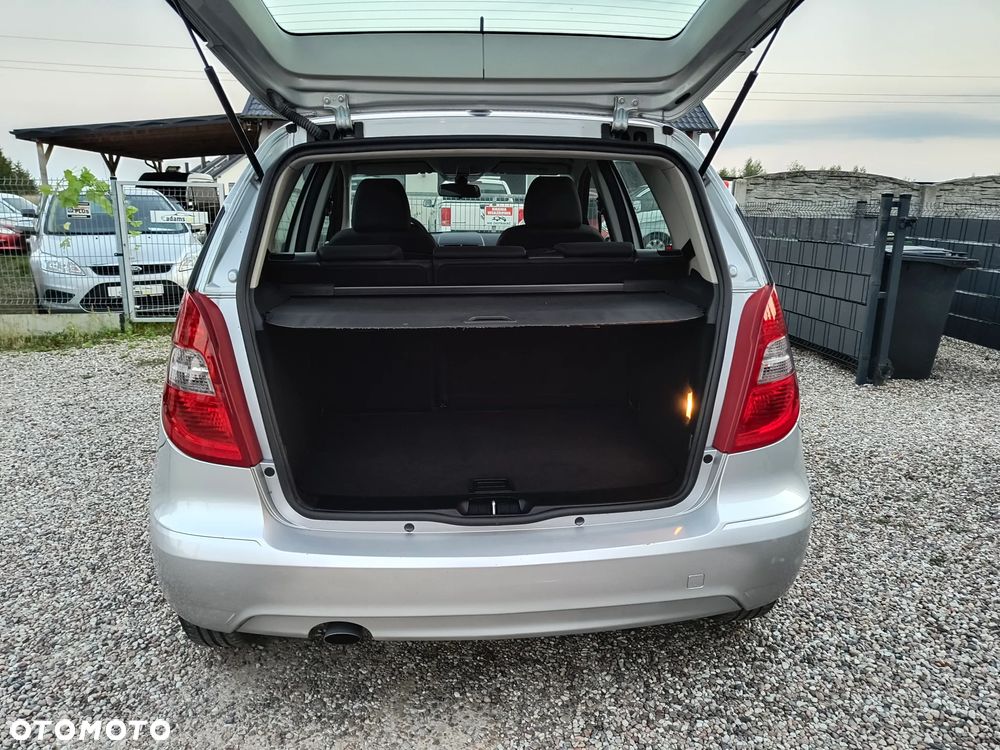 Mercedes-Benz Klasa A 150 BlueEFFICIENCY - 14