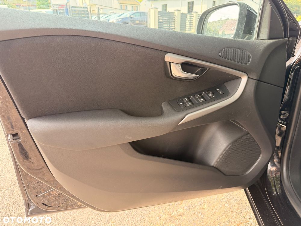 Volvo V40 D2 Drive-E Kinetic - 19