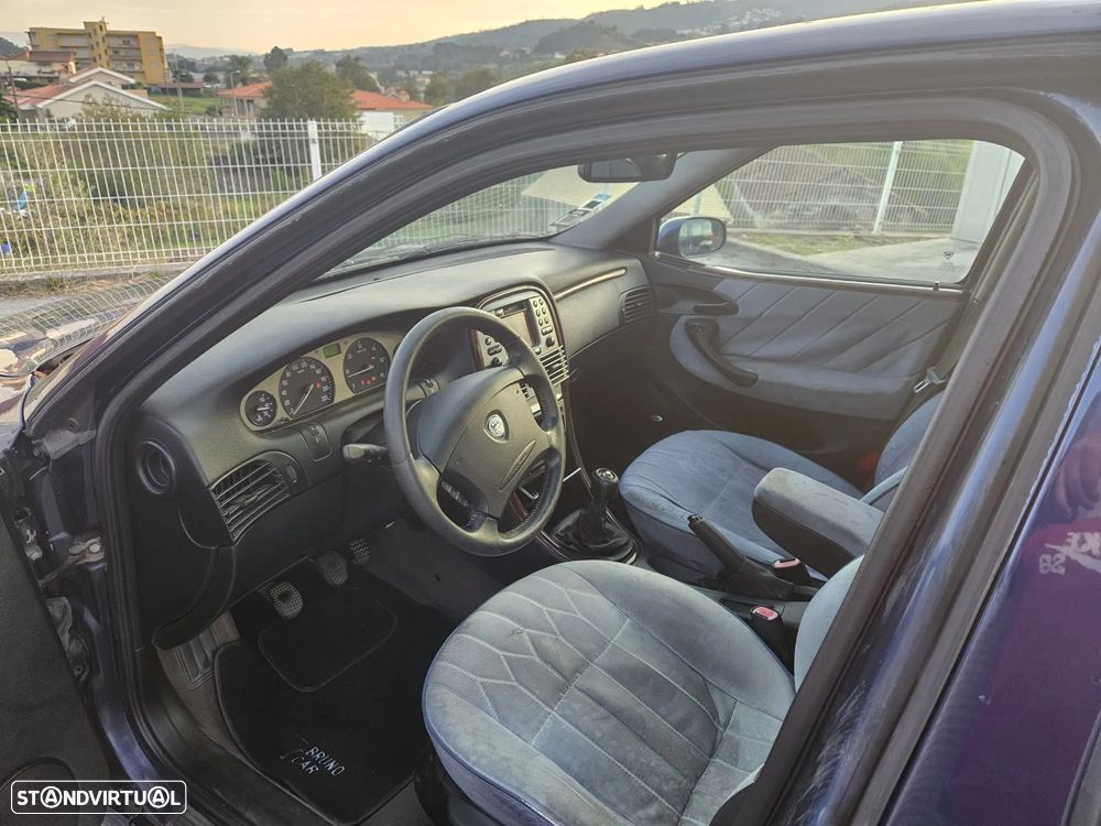 Lancia Lybra 1.9 JTD LX - 8