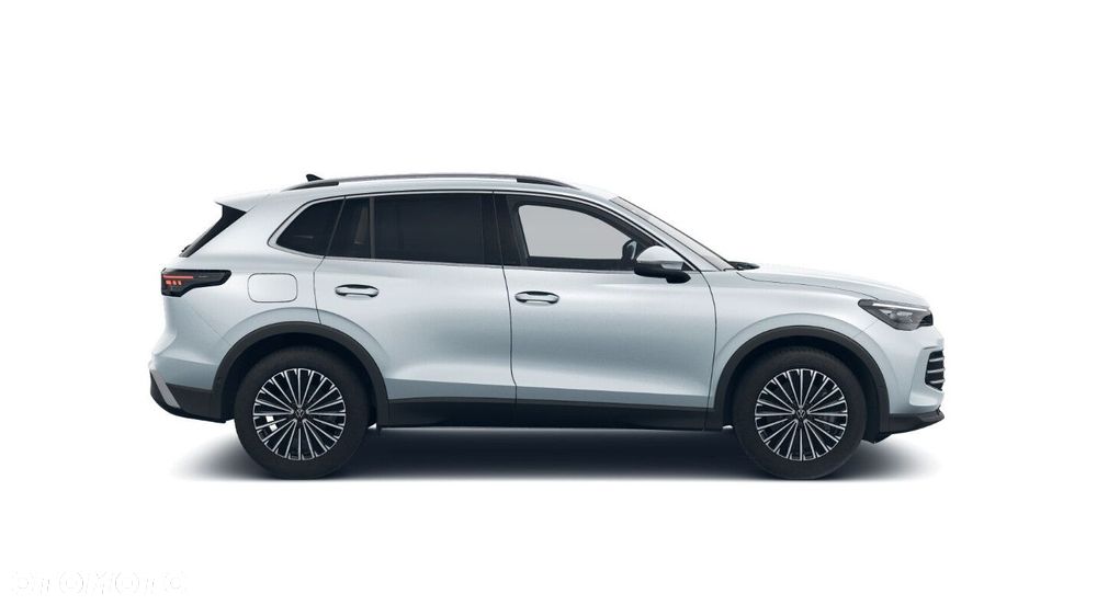 Volkswagen Tiguan - 8