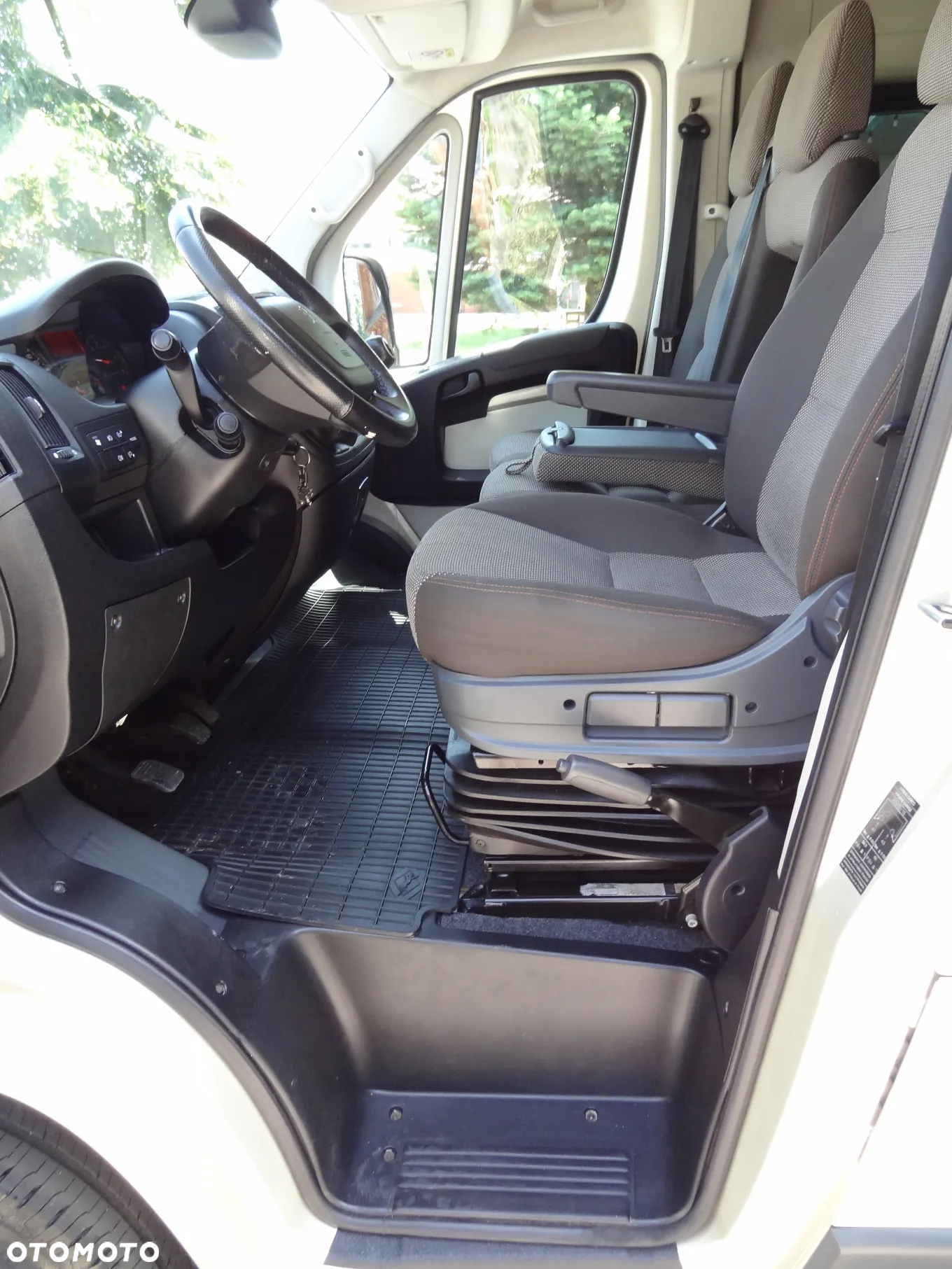 Peugeot Boxer 333 BlueHDi L2H2 - 4