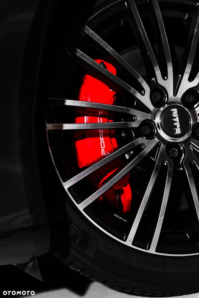 Porsche Panamera GTS - 3