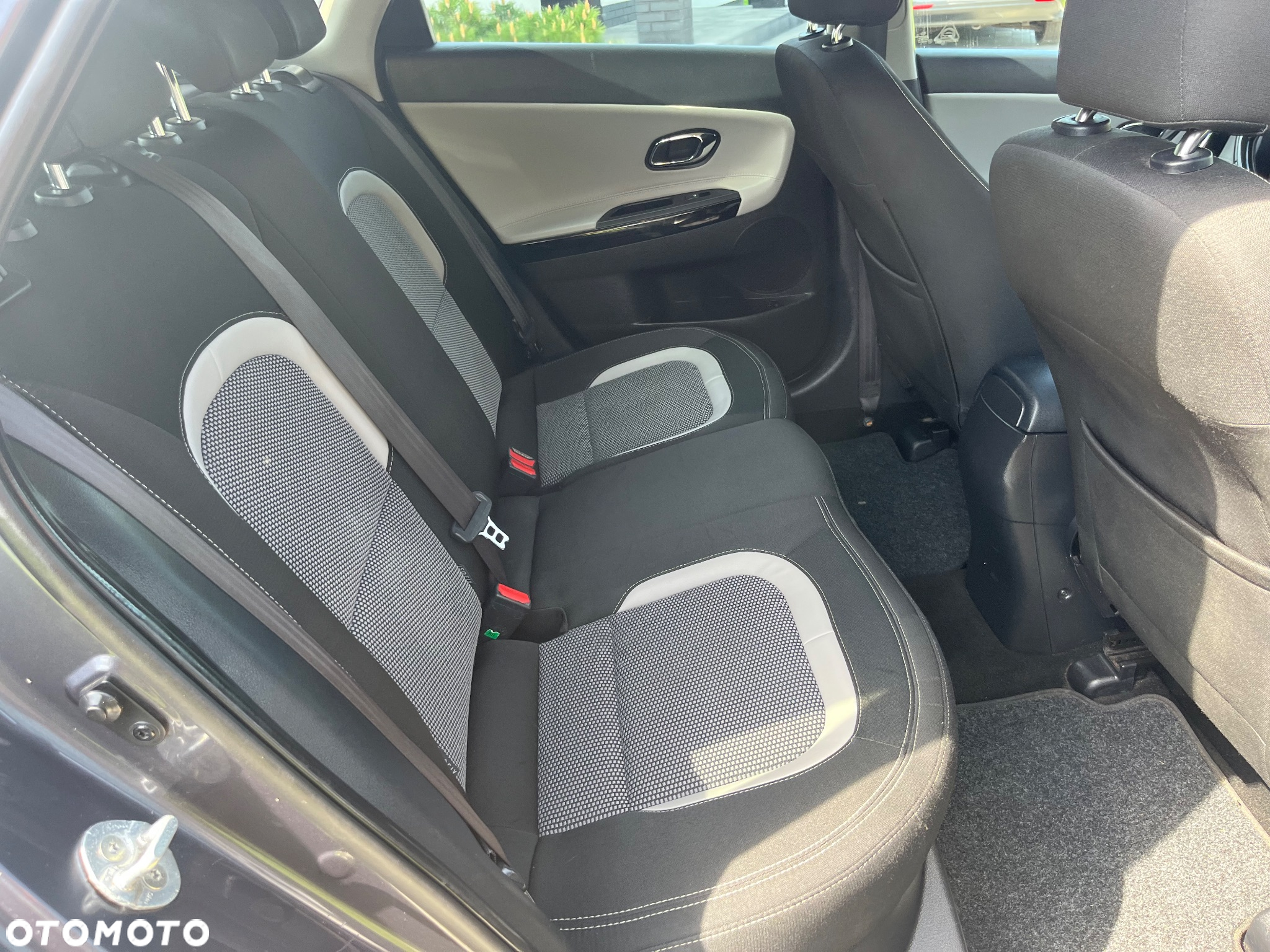 Kia Ceed - 15