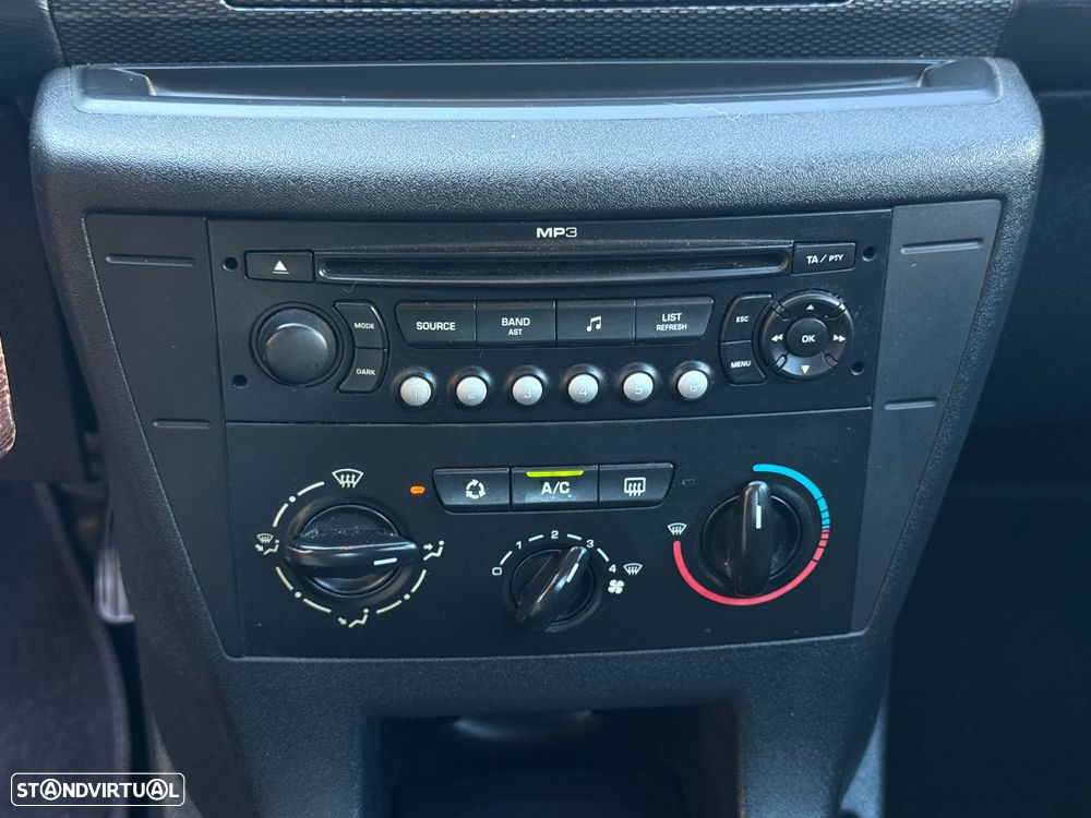 Citroën C4 1.4 16V VTR Pack - 20