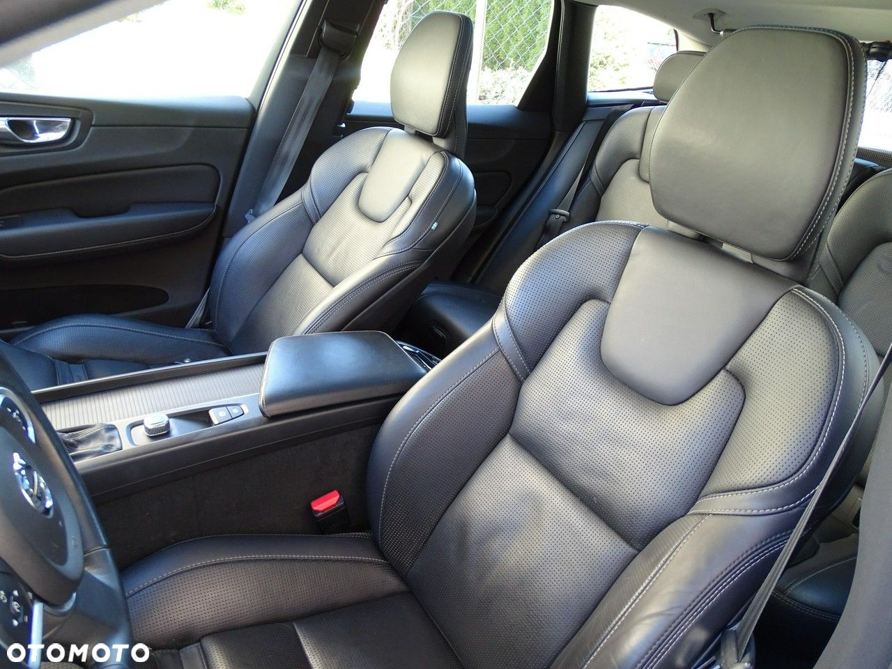 Volvo XC 60 D4 AWD Momentum - 20
