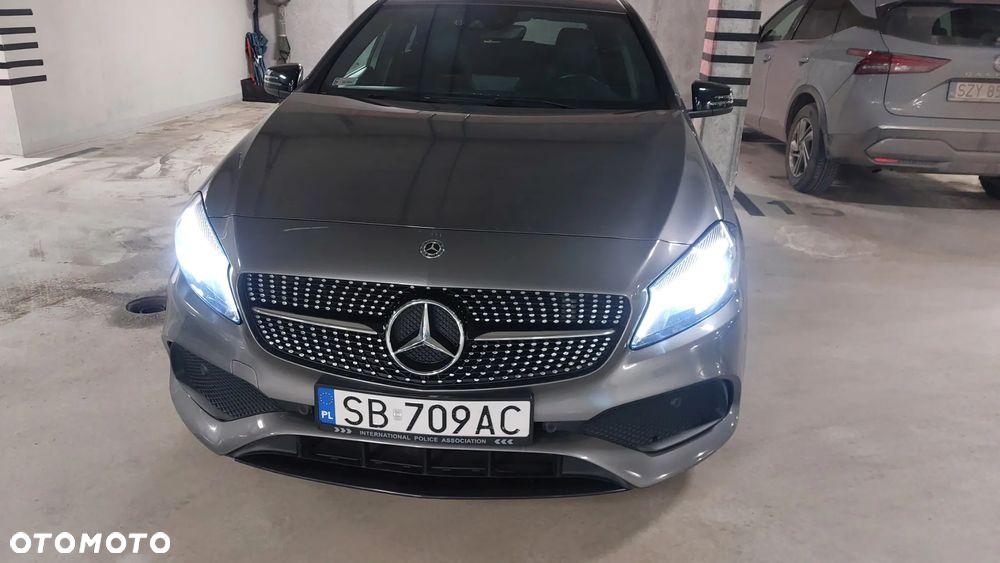 Mercedes-Benz Klasa A 220 4-Matic AMG Line - 11