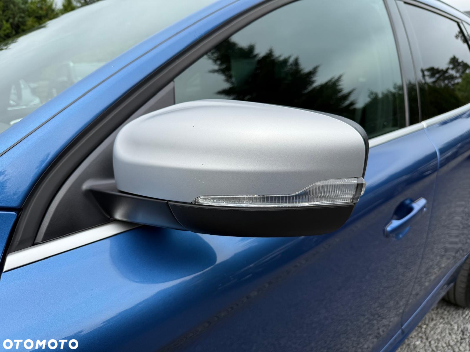 Volvo XC 60 D4 R-Design - 10