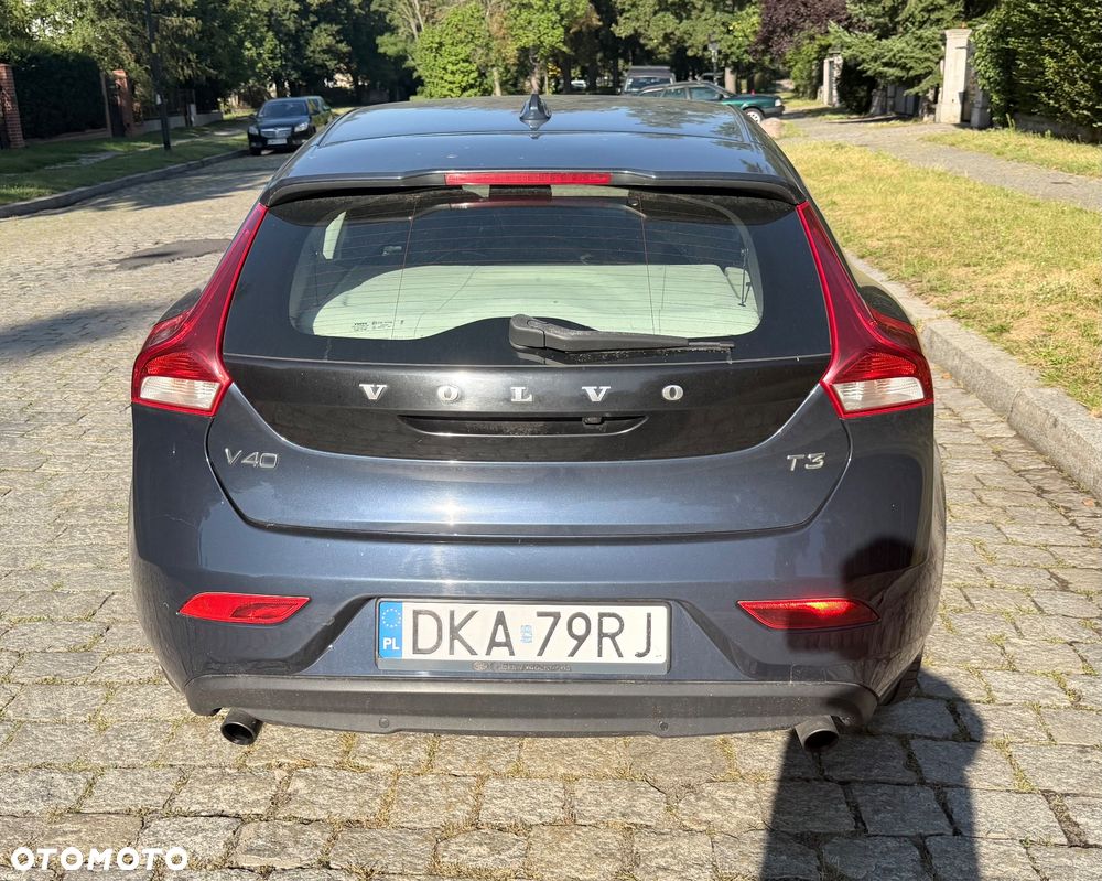 Volvo V40 ver-t3-momentum - 11