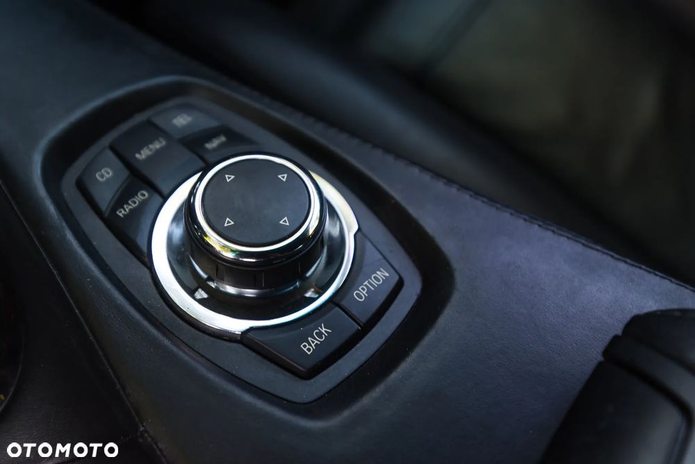 BMW Seria 6 650 i - 18