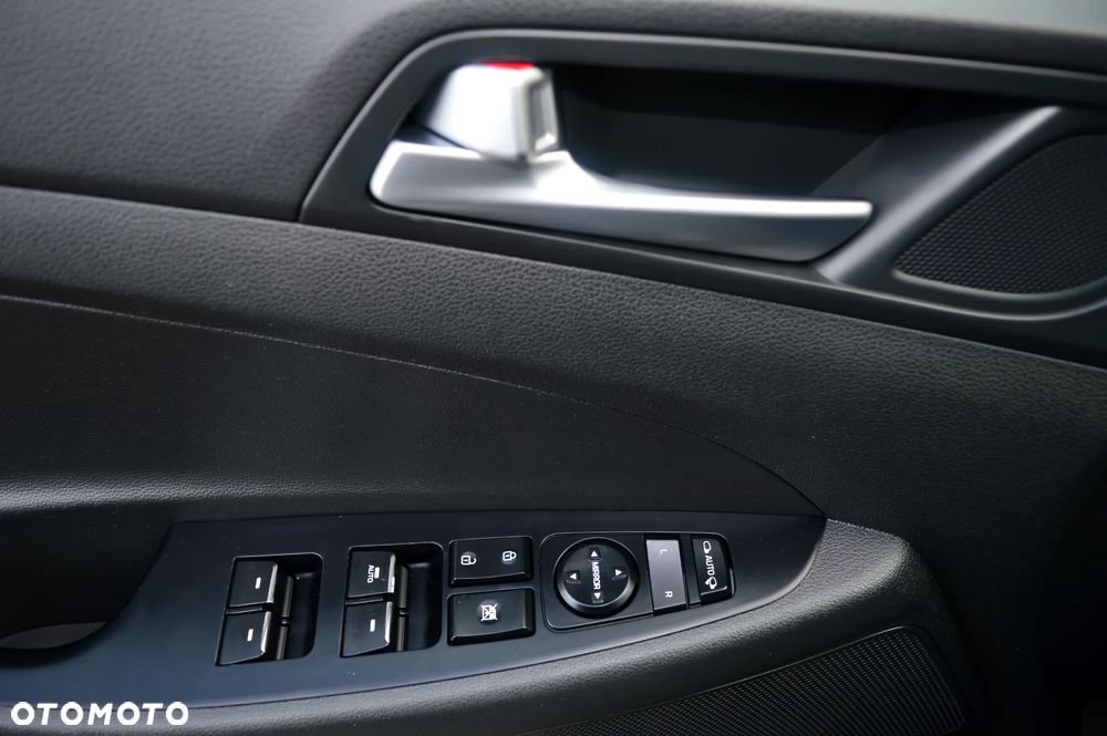 Hyundai Tucson 1.6 T-GDI Premium 4WD DCT - 36