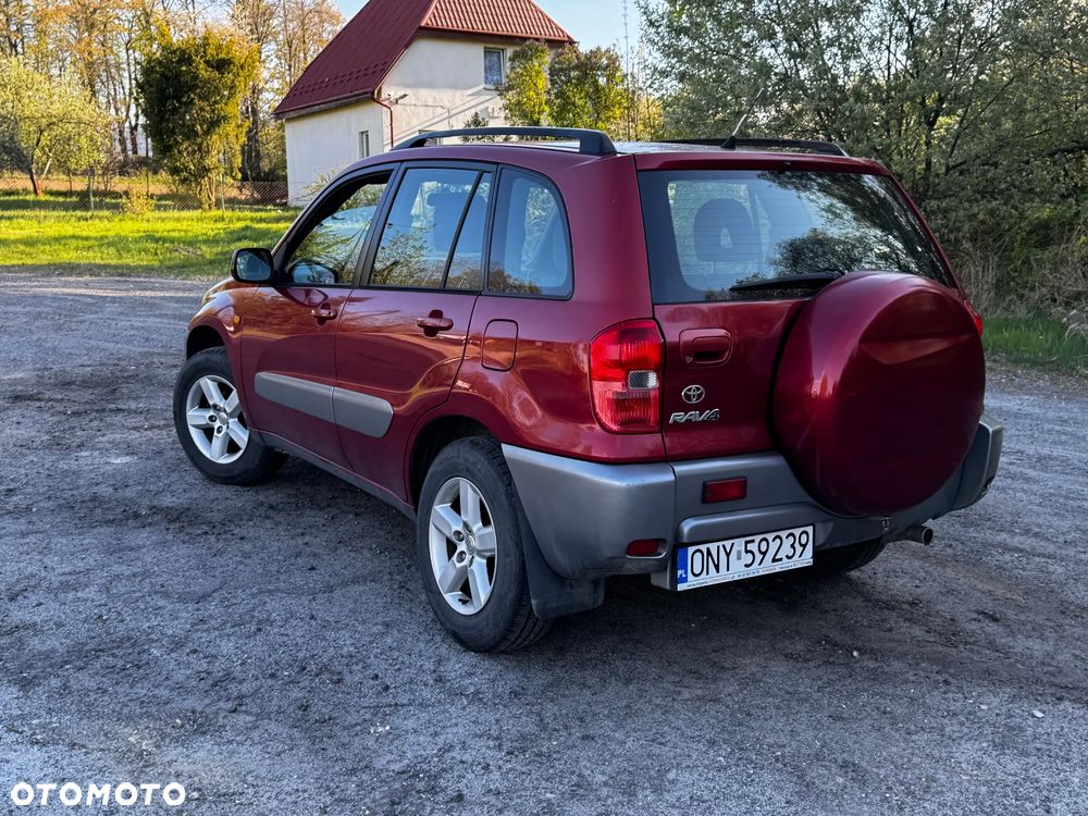 Toyota RAV4 - 3