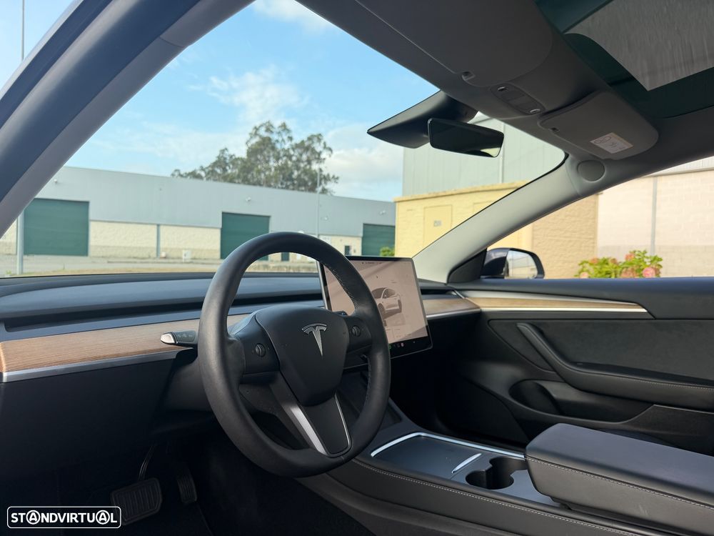 Tesla Model 3 Standard Range Plus RWD - 2