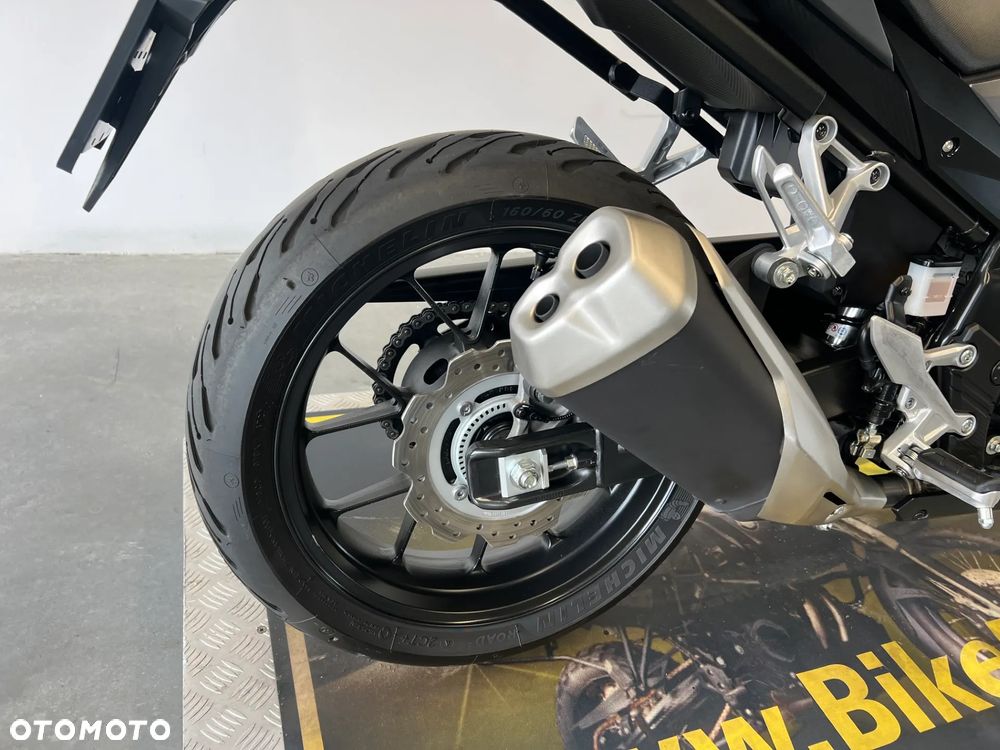 Honda CB - 32