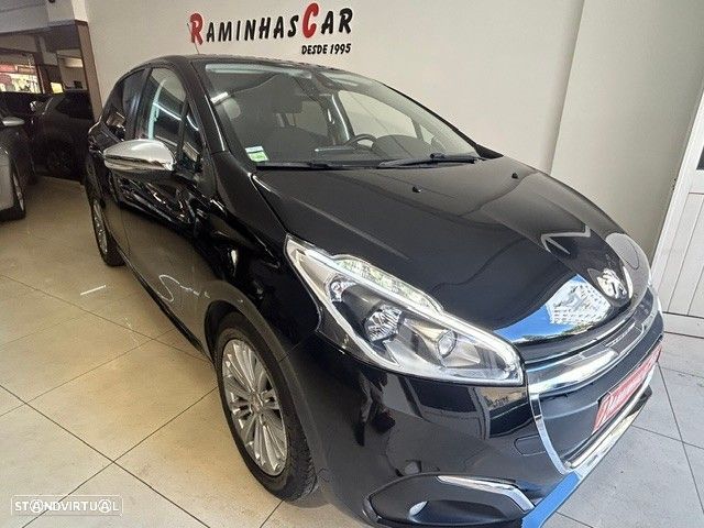 Peugeot 208 1.6 BlueHDi Style - 4