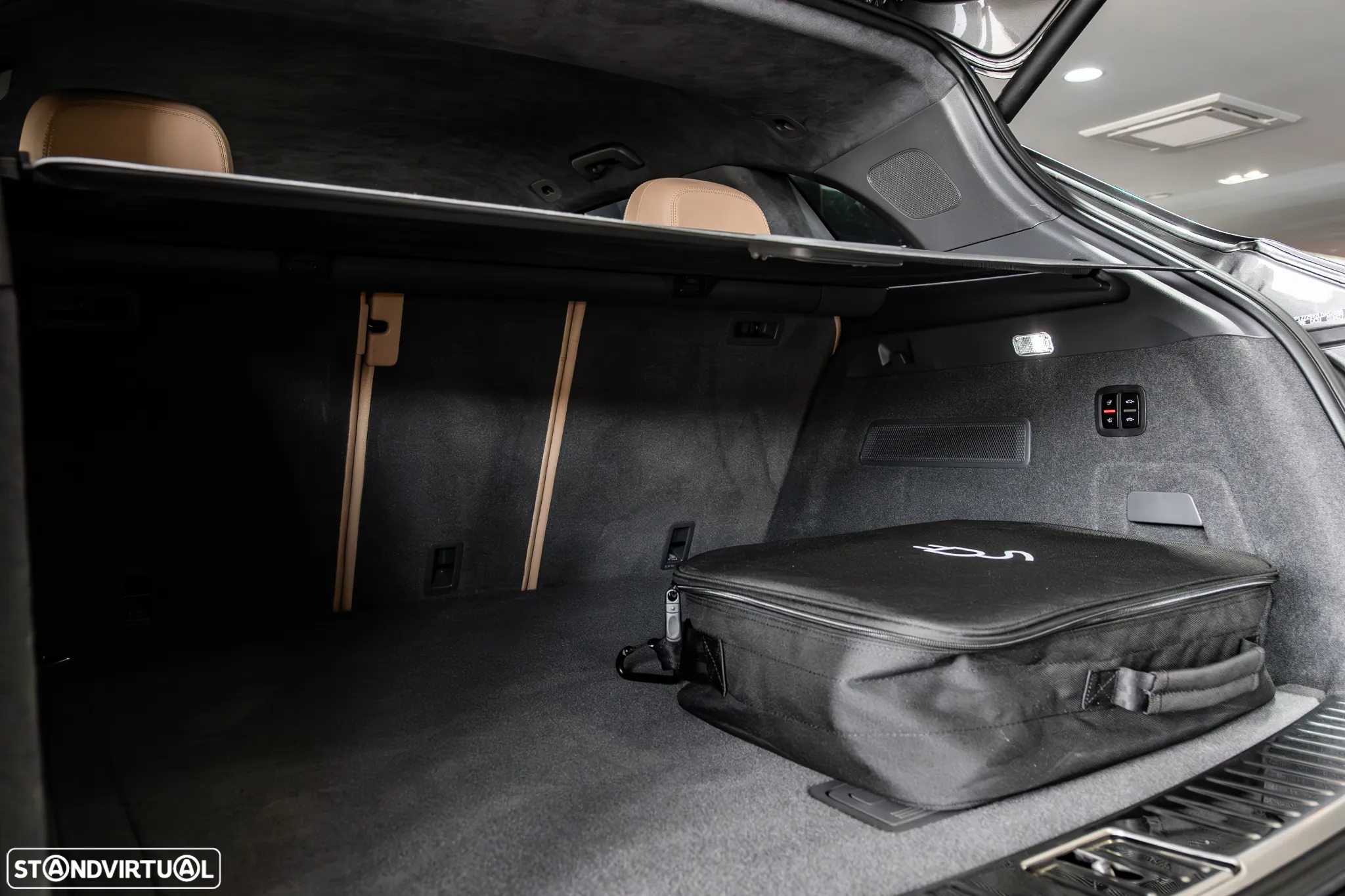 Porsche Cayenne Turbo S E-Hybrid - 29