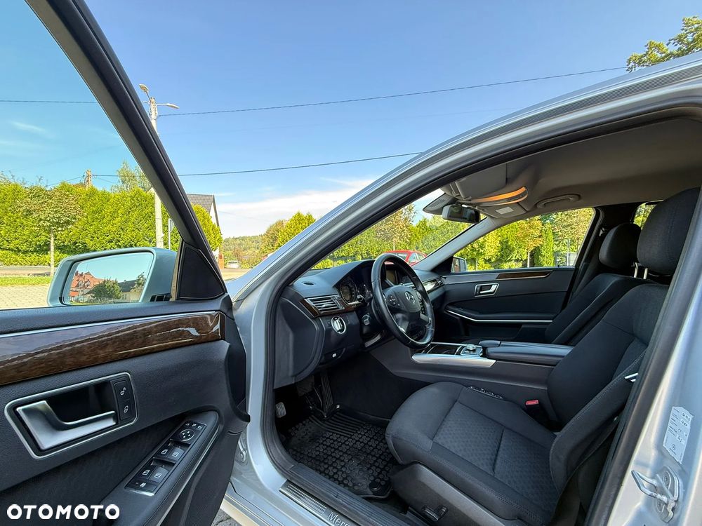 Mercedes-Benz Klasa E 220 BlueTEC 7G-TRONIC Elegance - 14