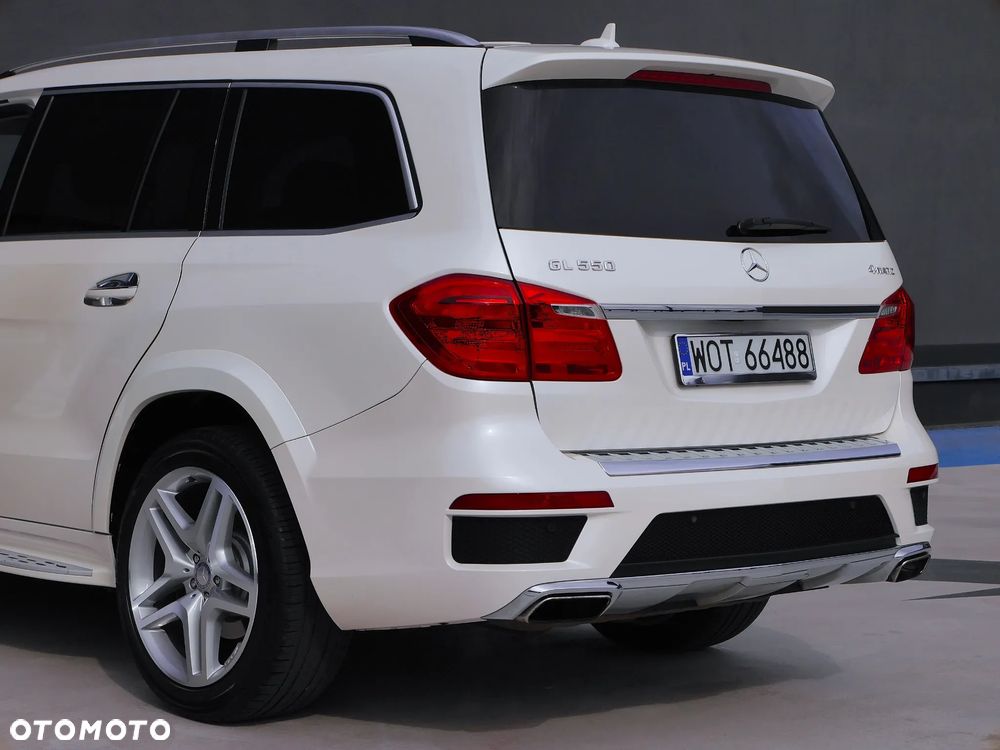 Mercedes-Benz GL 500 4-Matic - 40