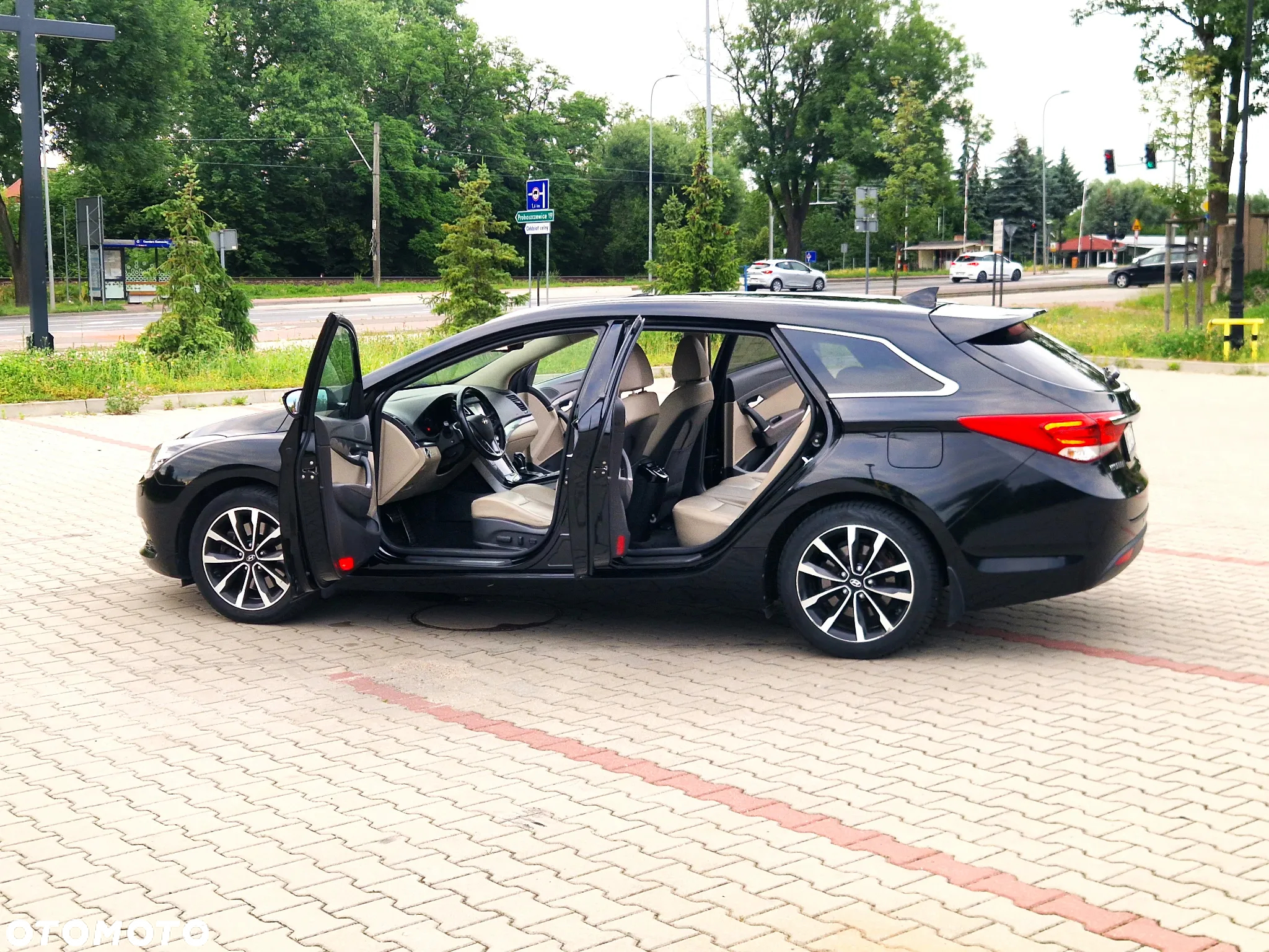 Hyundai i40 1.7 CRDi Premium DCT - 13
