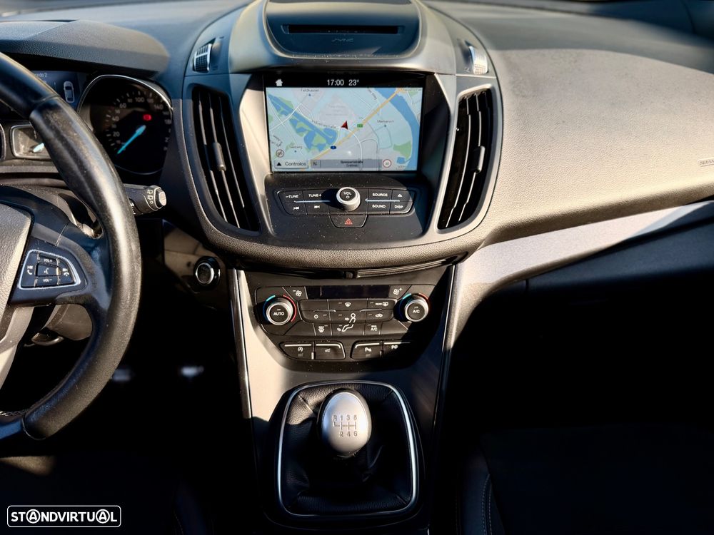 Ford Kuga 1.5 TDCi ST-Line - 9