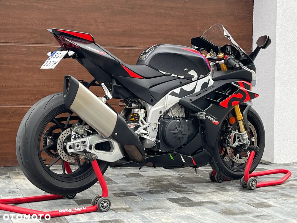 Aprilia RSV - 21