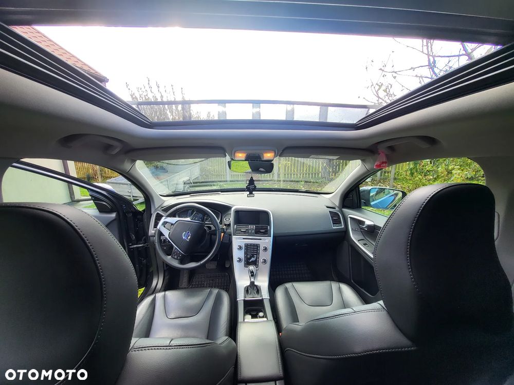 Volvo XC 60 D4 Geartronic Summum - 11