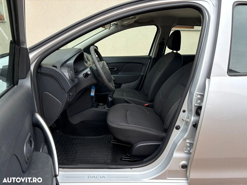 Dacia Sandero - 6