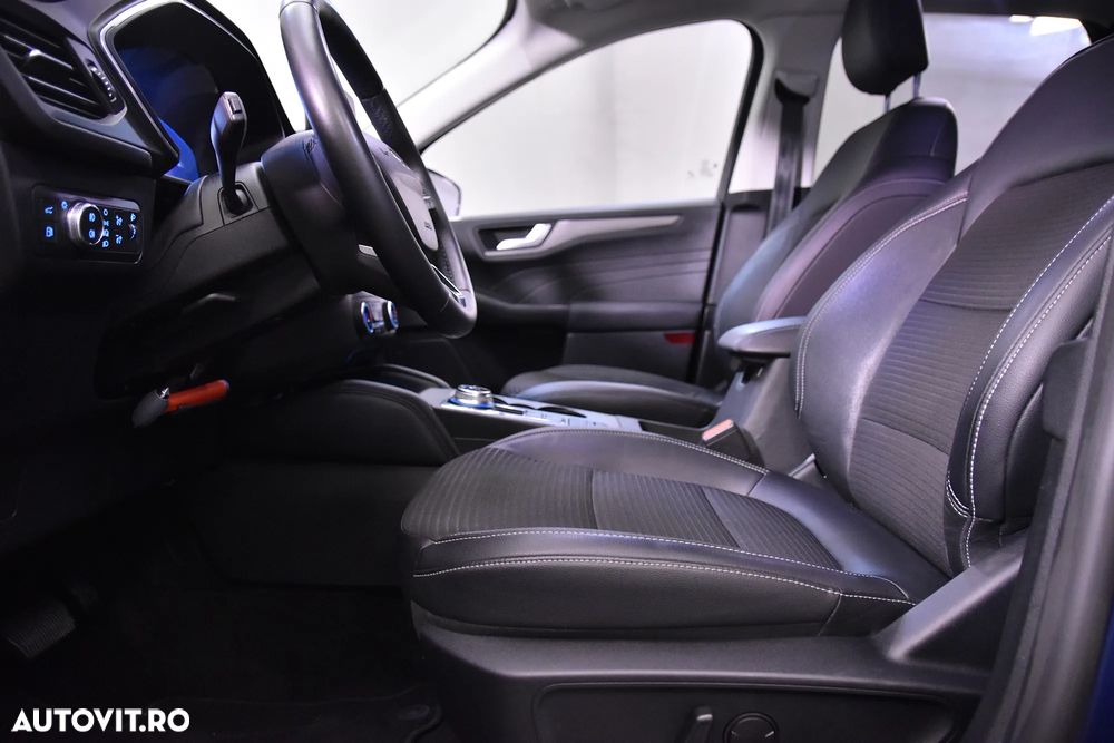 Ford Kuga - 22