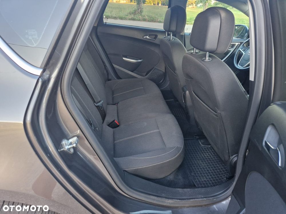 Opel Astra 1.4 T Enjoy - 13