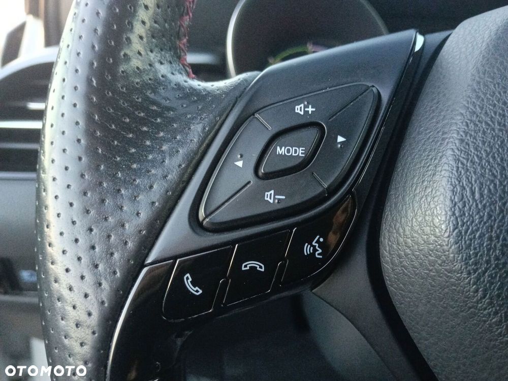 Toyota C-HR 2.0 Hybrid GR Sport - 17