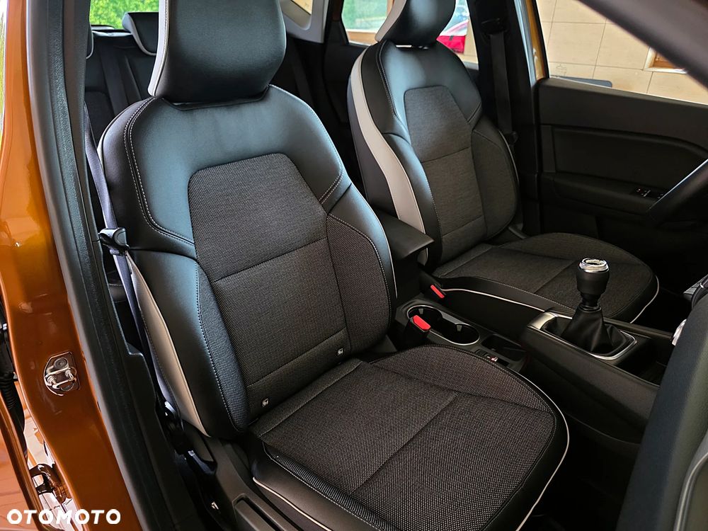 Renault Captur 1.0 TCe Intens - 36