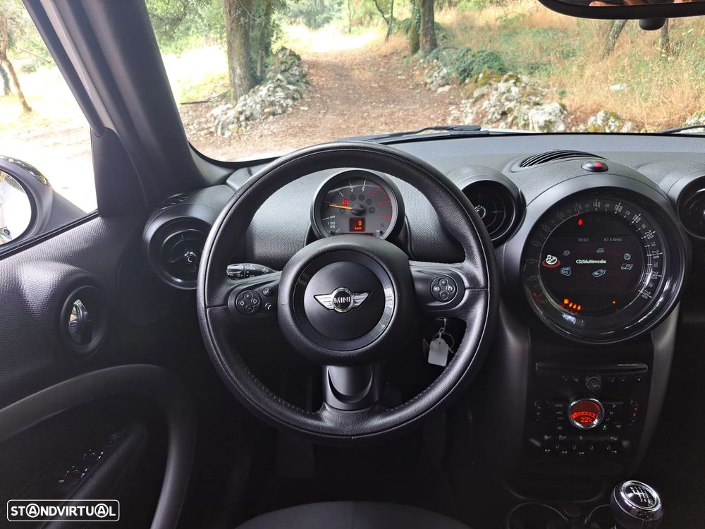 MINI Countryman Cooper D - 16