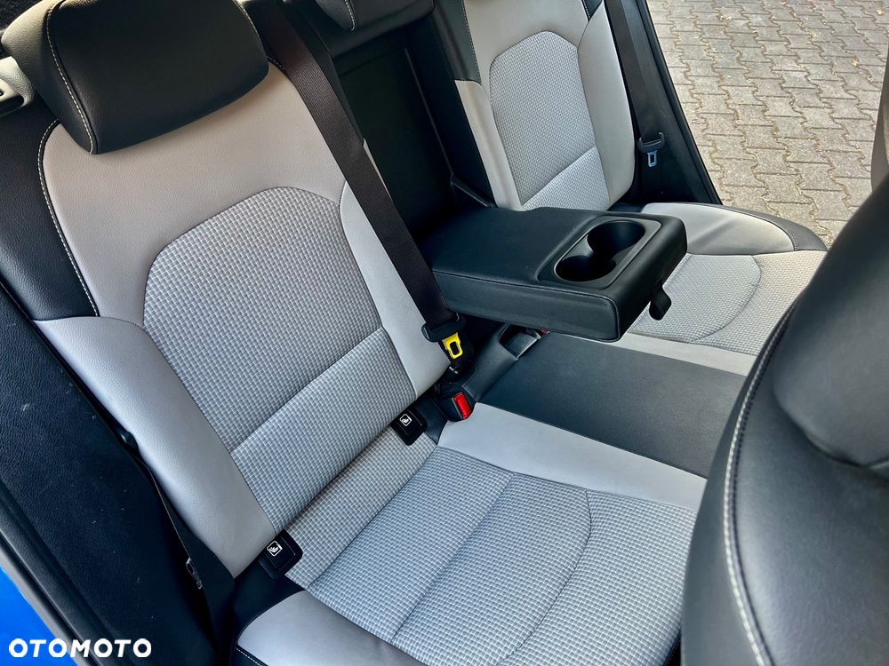 Kia Ceed 1.6 CRDi mHEV L - 15