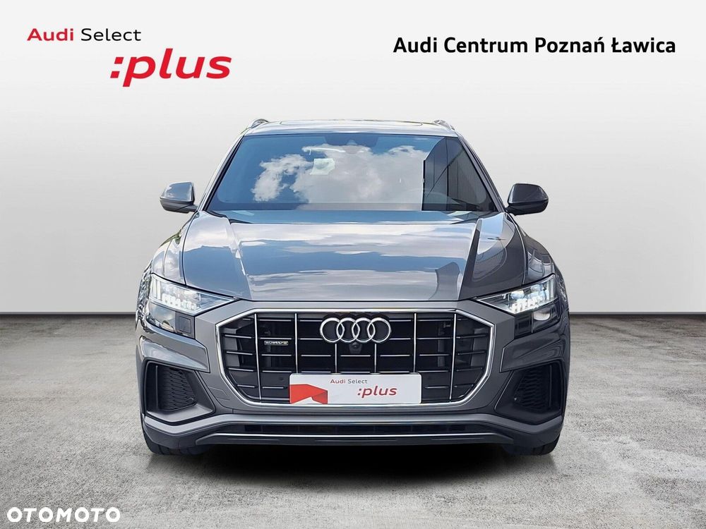 Audi Q8 - 8