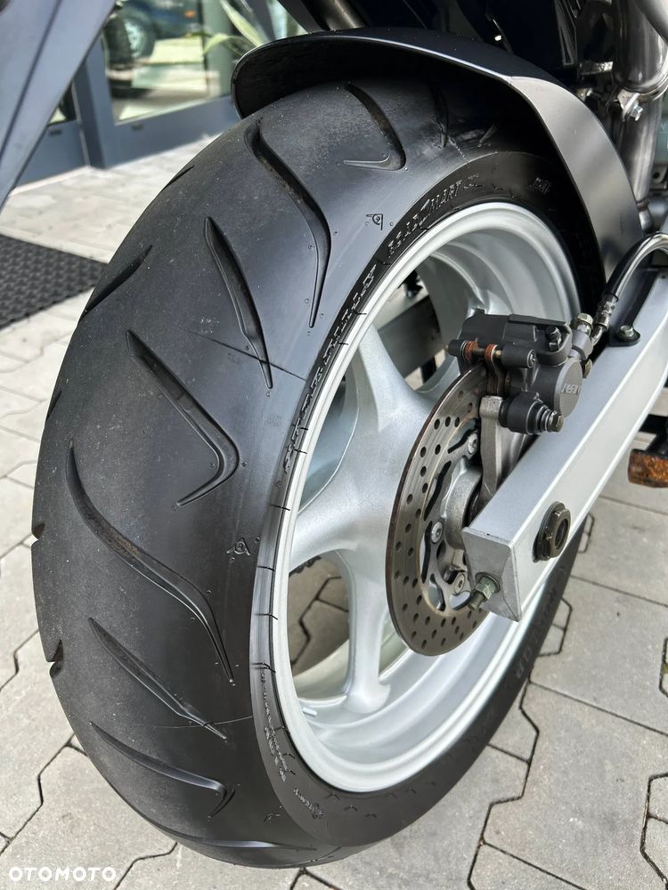 Yamaha FZ6 - 7