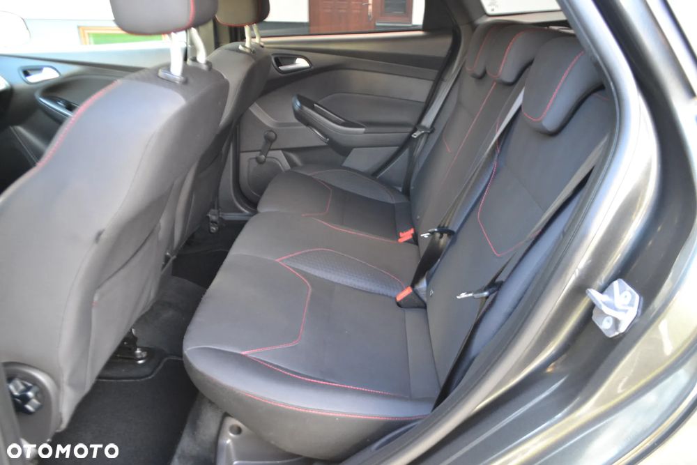 Ford Focus 1.5 EcoBoost ST-Line ASS - 8