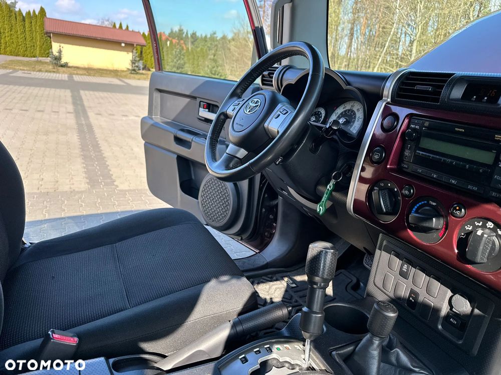 Toyota FJ 4.0 - 36