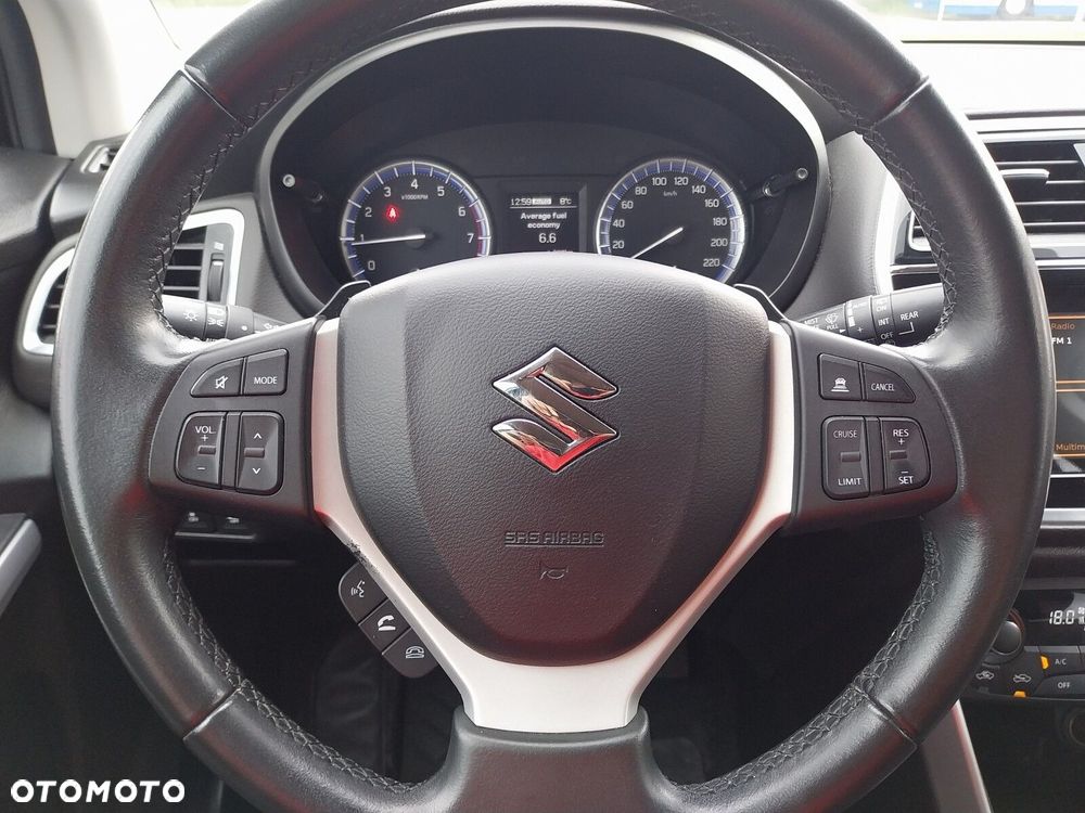 Suzuki SX4 S-Cross - 16
