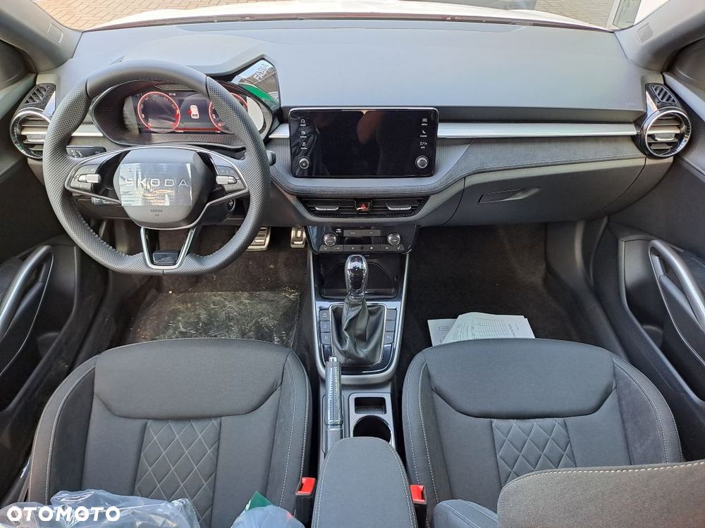 Skoda Fabia 1.5 TSI Monte Carlo DSG - 8