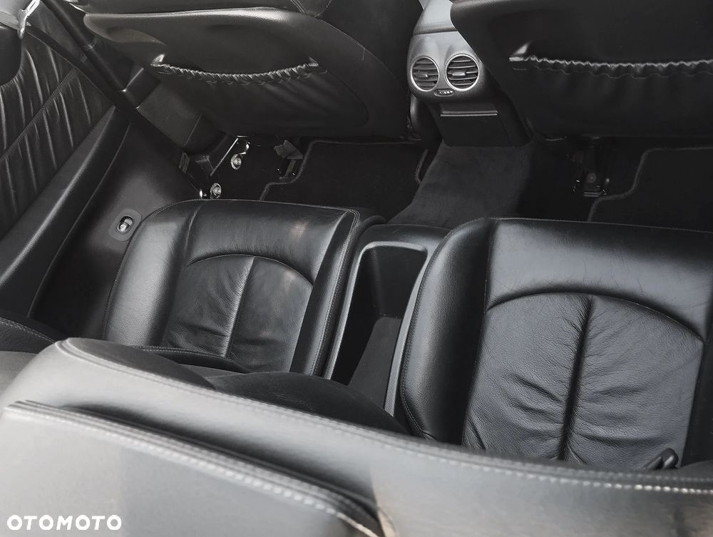 Mercedes-Benz CLK 280 7G-TRONIC Avantgarde - 10