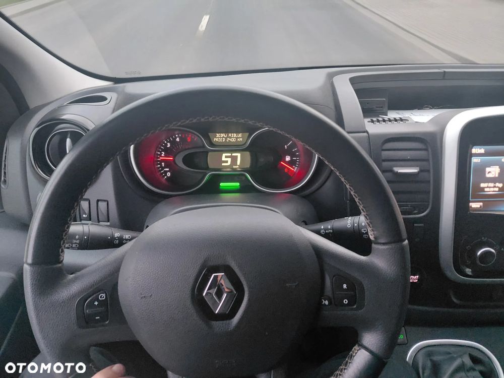 Renault Trafic - 21