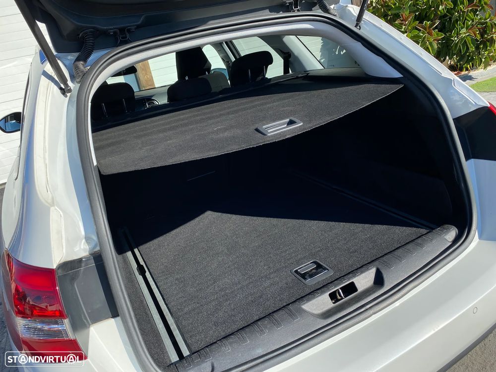 Peugeot 308 SW BlueHDi 120 Stop & Start Style - 32