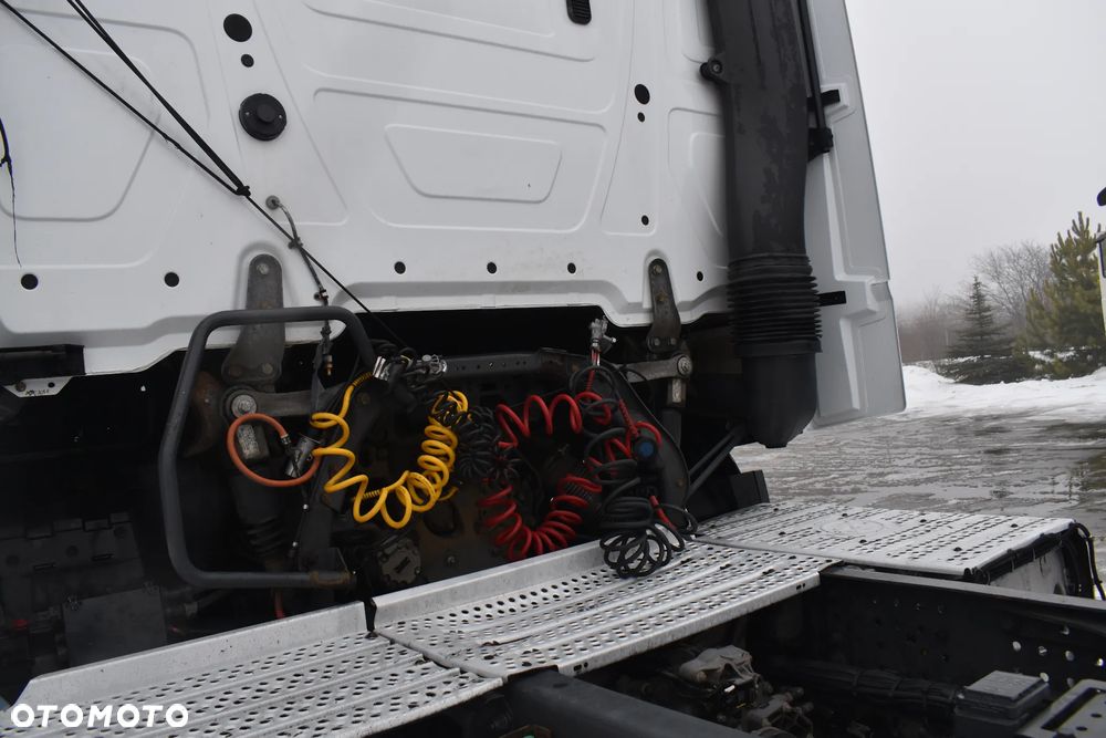 Mercedes-Benz Actros 1845 - 14