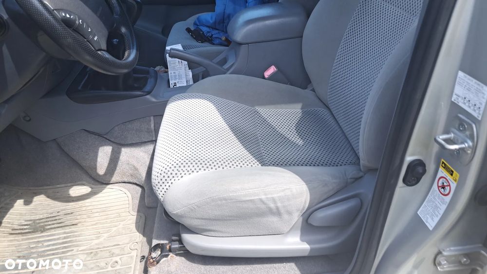 Toyota Hilux 3.0 D-4D Sol - 25