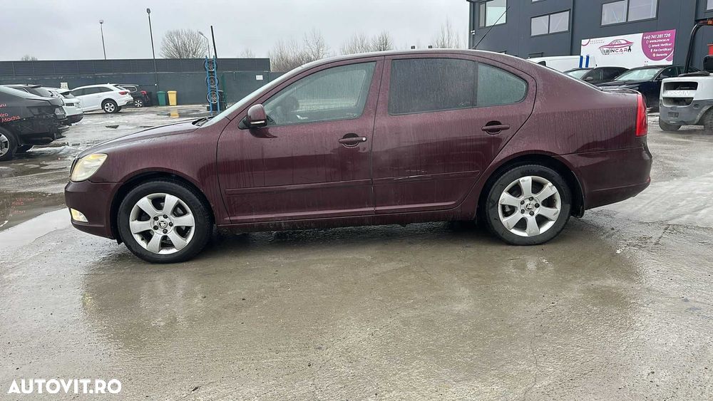 Dezmembram  SKODA OCTAVIA 2 FACELIFT AN 2010 ,1.6 TDI,Motor .CAYC - 4