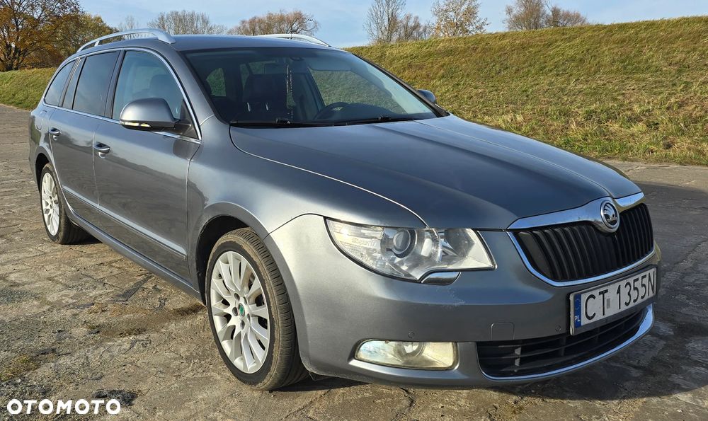 Skoda Superb 2.0 TDI PD Comfort - 1